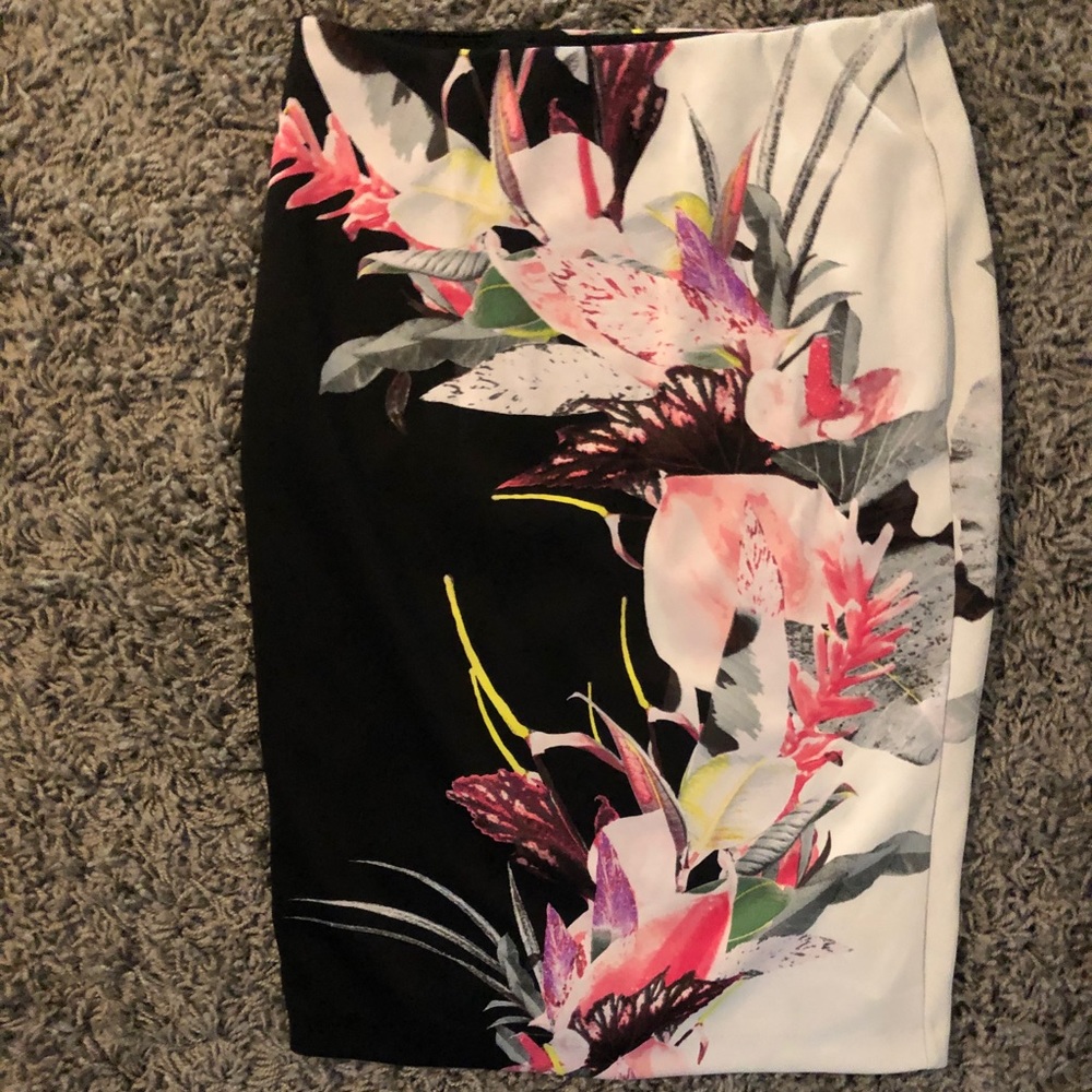 floral skirt